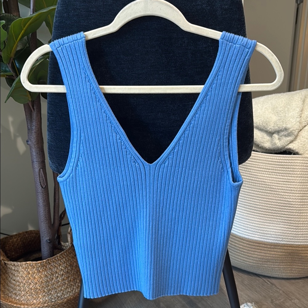 Blue Ribbed Knit Tank Top - Picture 3 of 3